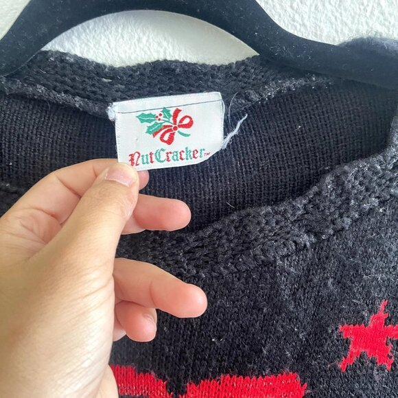 Vintage Knit Toy Solider Christmas Sweater Size Medium - Picture 3 of 4